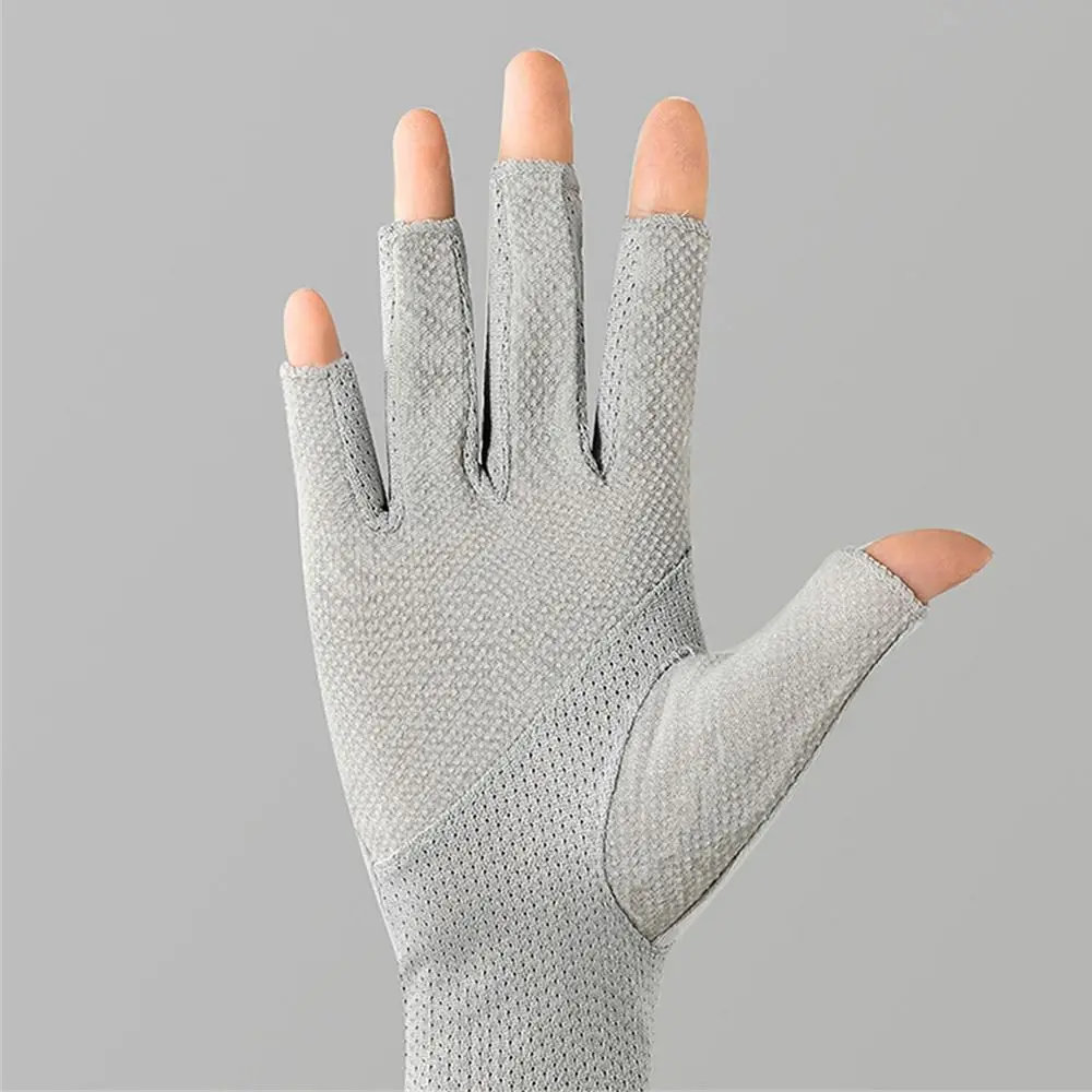 UV Protection Gloves - Image 2